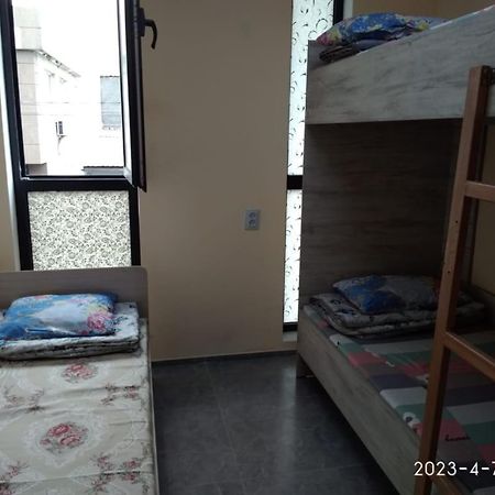 Tastaq Hostel Ałma Ata Zewnętrze zdjęcie